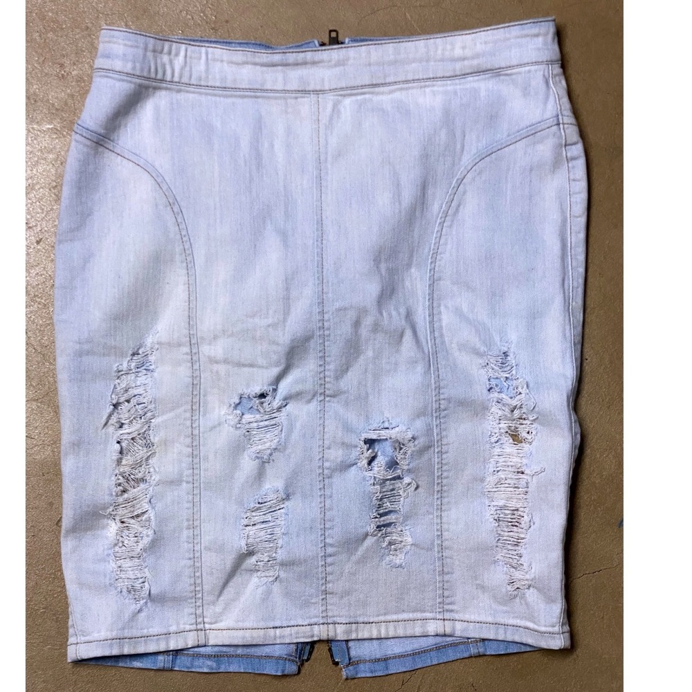 Guess‎ Distressed Denim Mini Skirt Womens Size 32 Light Wash Blue Front Zip Edgy